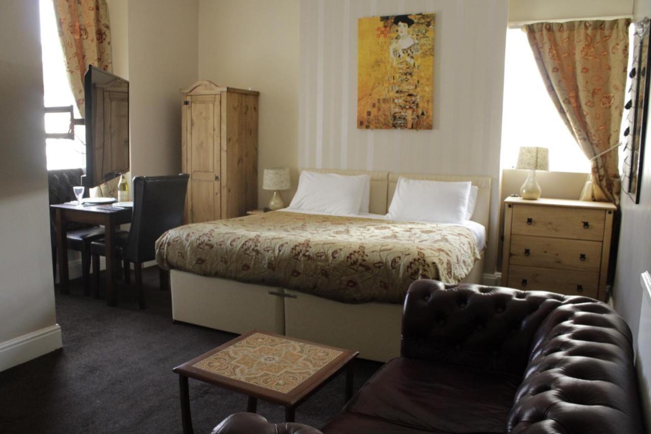 Clifton Villa Guest House 兰迪德诺 外观 照片
