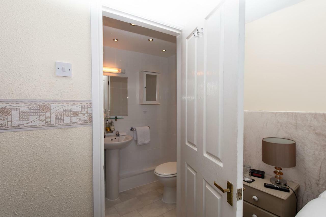 Clifton Villa Guest House 兰迪德诺 外观 照片